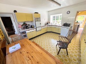 Photo 6- click for photo gallery